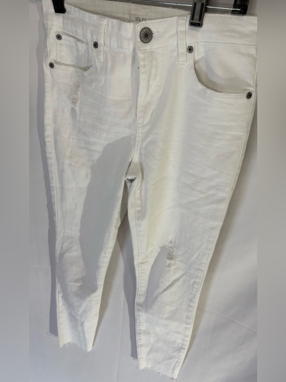 sts blues Women's High Rise Ankle White Denim Distressed Jeans Sz 26 Raw Hem - Picture 3 of 10